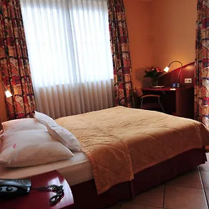 https://mado.topcolognehotels.com